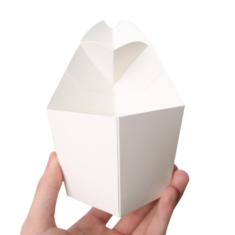 Cono per patatine a base quadrata